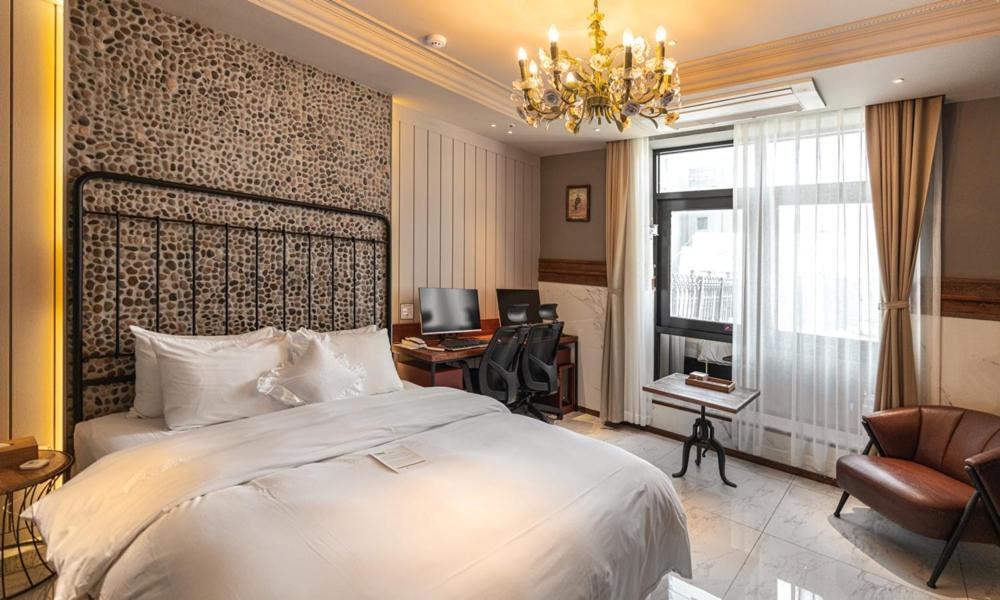 Daegu February Hotel Dongseongro Zewnętrze zdjęcie