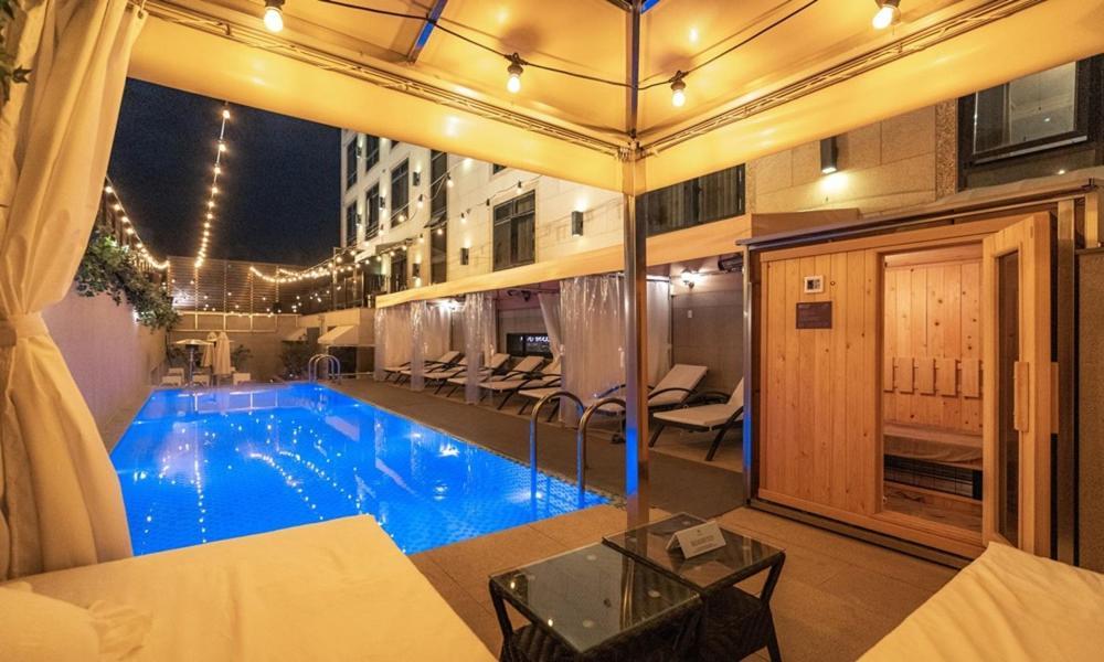 Daegu February Hotel Dongseongro Zewnętrze zdjęcie